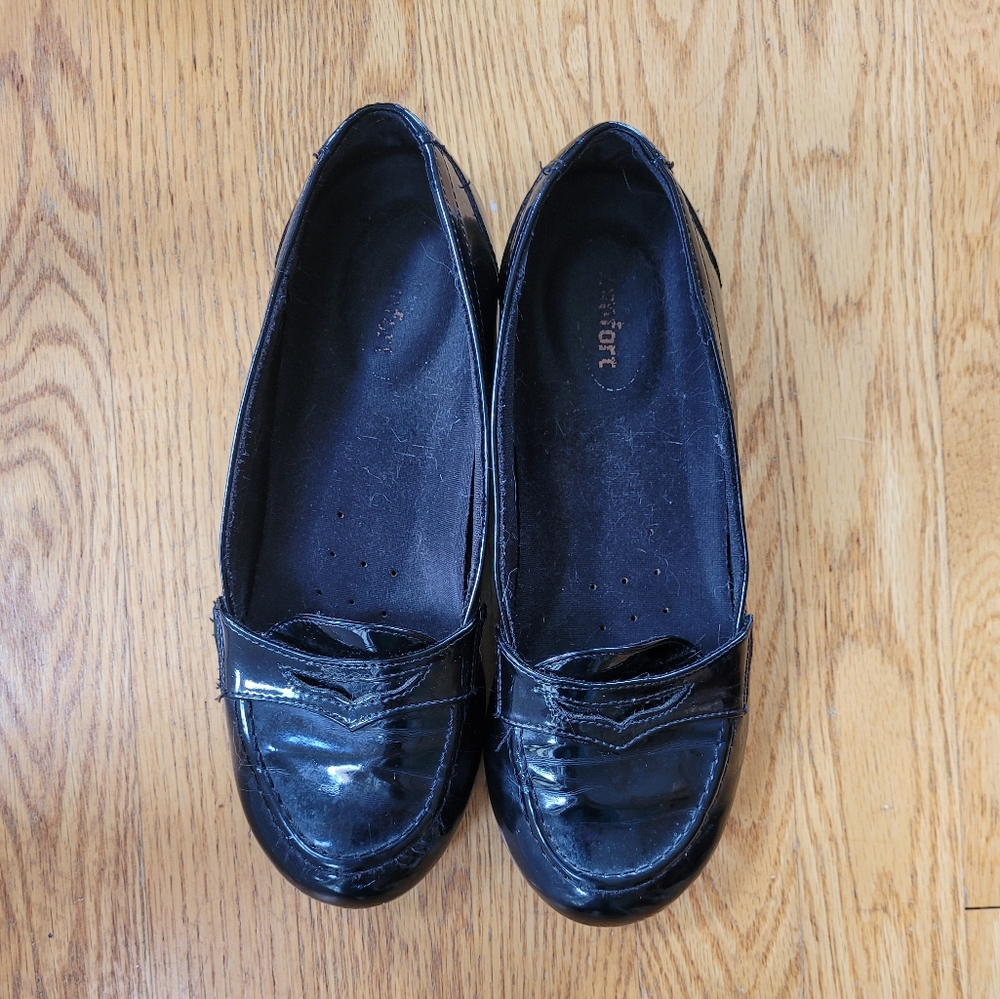 💚 Black comfort patent leather loafer shoe size 6.5